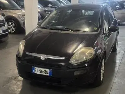 Usata Fiat Punto 95 CV (69 kW) 2011 Blu Utilitaria