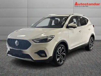 Usata MG ZS Luxury 106 CV (77 kW) 2023 Bianco SUV