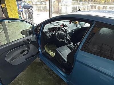 Usata Ford Fiesta 2010 Blu Utilitaria