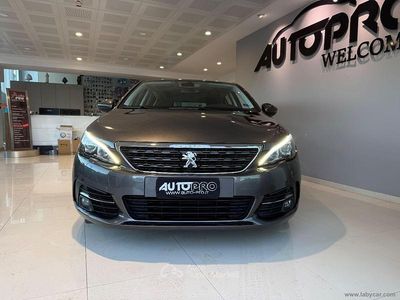 Begagnad Peugeot 308 Active 131 HK (96 kW) 2021 Grå Sedan