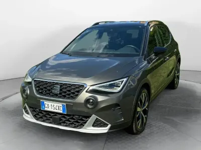 Usata Seat Arona Xperience 116 CV (85 kW) 2024 Grigio SUV