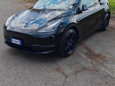 Usata Tesla Model Y Long Range AWD 378 kW (514 CV) 2022 Nero SUV