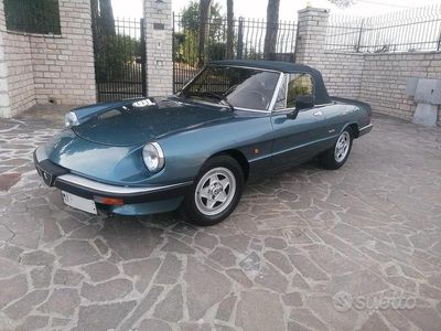 Usata Alfa Romeo Spider 101 CV (74 kW) 1986 Cabrio