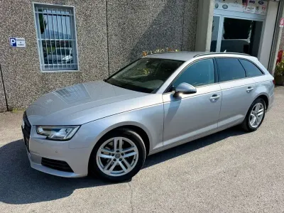 Usata Audi A4 Business 150 CV (110 kW) 2019 Argento Station wagon