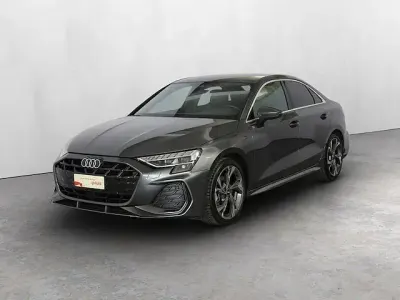 Usata Audi A3 S-Line 150 CV (110 kW) 2024 Grigio daytona perla Berlina