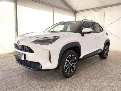 Nuova Toyota Yaris Cross Trend 131 CV (96 kW) 2026 Bianco SUV