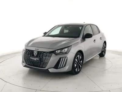 Usata Peugeot 208 Allure 100 CV (73 kW) 2025 Grigio Utilitaria