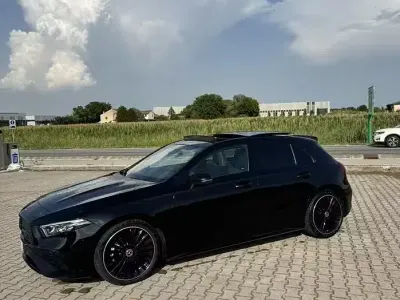 Usata Mercedes 200 Premium 150 CV (110 kW) 2025 Nero Berlina
