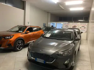 Usata Ford Focus 120 CV (88 kW) 2022 Grigio Berlina