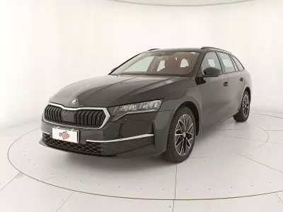 Usata Skoda Octavia Executive 150 CV (110 kW) 2024 Nero tulipano perlato Station wagon