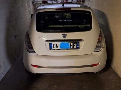 Usata Lancia Ypsilon 77 CV (56 kW) 2009 Bianco Utilitaria