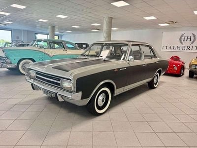 Usata Opel Rekord 98 CV (72 kW) 1968 Grigio Berlina