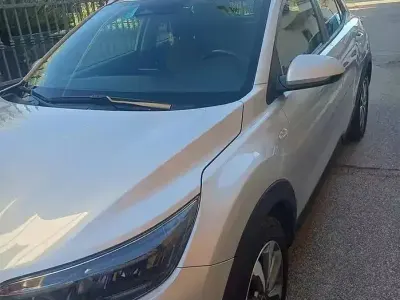 Usata Kia Stonic 84 CV (61 kW) 2023 Grigio SUV