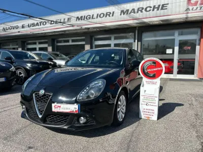 Usata Alfa Romeo Giulietta 120 CV (88 kW) 2016 Nero Utilitaria