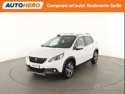 Usata Peugeot 2008 110 CV (80 kW) 2016 Bianco SUV