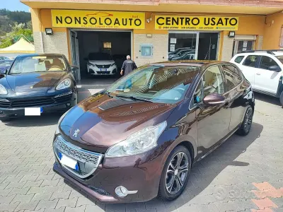 Begagnad Peugeot 208 Allure 68 HK (50 kW) 2012 Brun Halvkombi