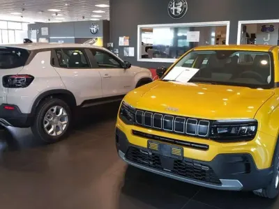 Usata Jeep Avenger Altitude 101 CV (74 kW) 2024 Nero SUV