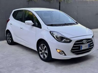 Usata Hyundai ix20 Xpossible 124 CV (91 kW) 2017 Bianco Utilitaria