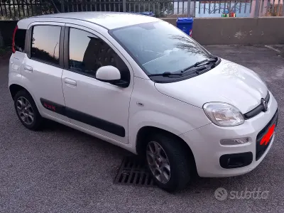 Gebraucht Fiat Panda 4x4 80 PS (58 kW) 2016 Weiß Kleinwagen