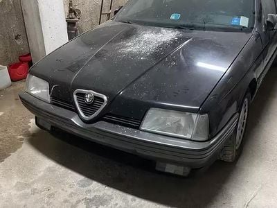 Begagnad Alfa Romeo 164 114 HK (83 kW) 1990 Svart Sedan