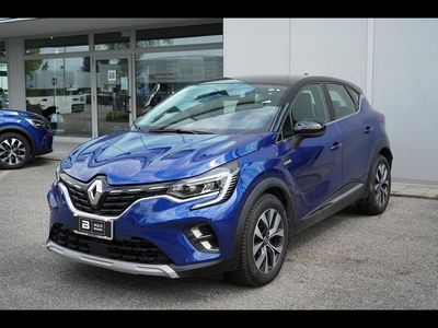 Usata Renault Captur Intens 92 CV (67 kW) 2021 Blu iron / nero etoile SUV