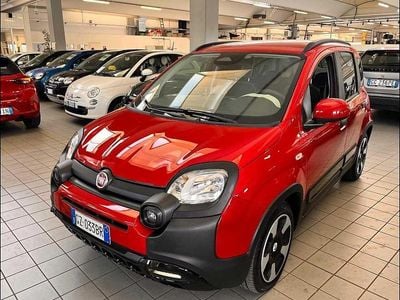 Nuova Fiat Panda Cross Cross 69 CV (50 kW) 2025 Rosso Utilitaria