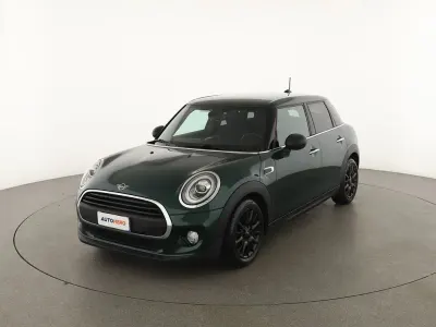 Usata Mini ONE 75 CV (55 kW) 2018 Verde Utilitaria