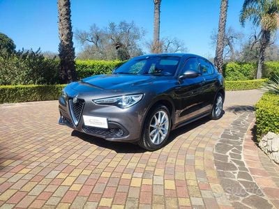Usata Alfa Romeo Stelvio Sprint 160 CV (117 kW) 2022 Grigio SUV