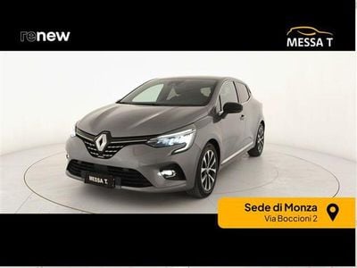 Usata Renault Clio V Techno 145 CV (106 kW) 2023 Grigio scuro Berlina