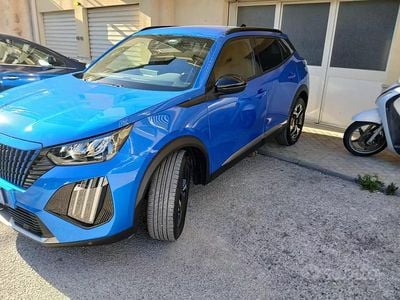 Usata Peugeot 2008 102 CV (75 kW) 2025 Blu SUV