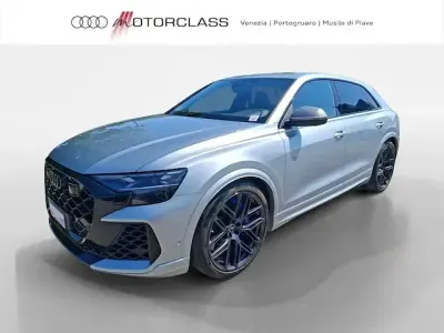 Usata Audi RS Q8 Performance 640 CV (470 kW) 2025 Grigio satellite metallizzato SUV