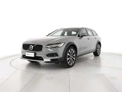 Usata Volvo V90 CC Ultimate 197 CV (144 kW) 2023 Grigio Station wagon