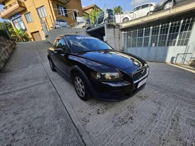 Usata Volvo C30 Momentum 109 CV (80 kW) 2008 Antracite Utilitaria