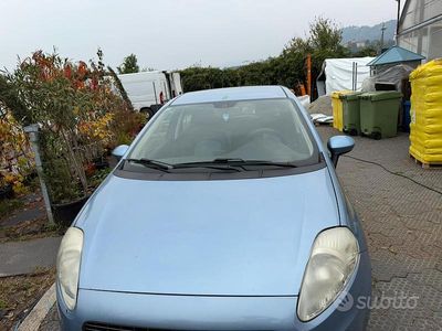 Usata Fiat Grande Punto 75 CV (55 kW) 2006 Utilitaria