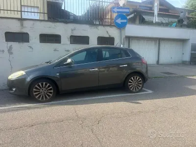 Usata Fiat Bravo 120 CV (88 kW) 2007 Grigio Utilitaria