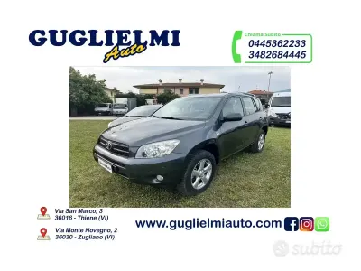 Usata Toyota RAV4 Sol 136 CV (100 kW) 2007 Grigio SUV