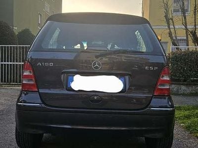 Usata Mercedes A160 Elegance 102 CV (75 kW) 2002 Nero Monovolume