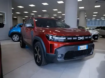 Usata Dacia Duster Journey 141 CV (103 kW) 2024 Marrone SUV