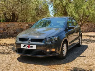 Usata VW Polo Trendline 75 CV (55 kW) 2016 Grigio Berlina