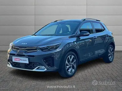 Usata Kia Stonic GT-Line 120 CV (88 kW) 2021 Grigio SUV