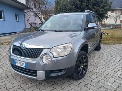 Usata Skoda Yeti Elegance 110 CV (80 kW) 2012 Grigio SUV