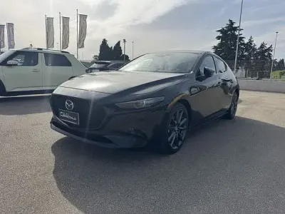 Begagnad Mazda 3 Exceed 150 HK (110 kW) 2023 Svart Halvkombi