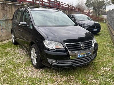 Usata VW Touran Trendline 151 CV (111 kW) 2010 Nero Monovolume