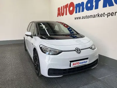 Usata VW ID.3 Pro Performance 69 kW (95 CV) 2023 Bianco/tetto nero Utilitaria