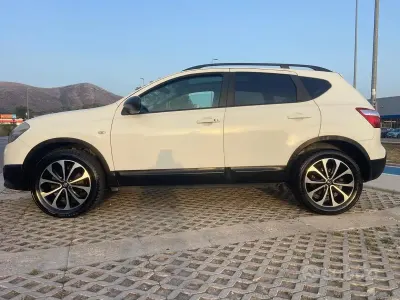 Usata Nissan Qashqai 106 CV (77 kW) 2011 Bianco SUV