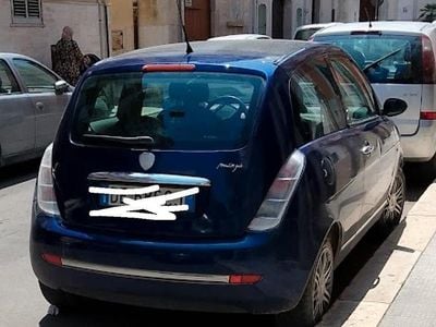 Usata Lancia Ypsilon 75 CV (55 kW) 2007 Blu Utilitaria