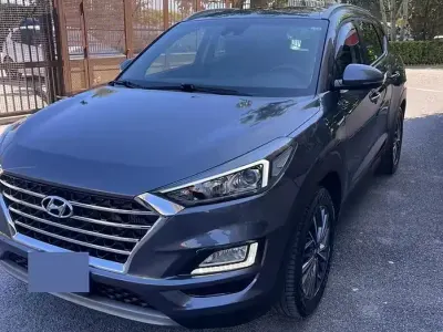 Usata Hyundai Tucson 136 CV (100 kW) 2019 Grigio SUV