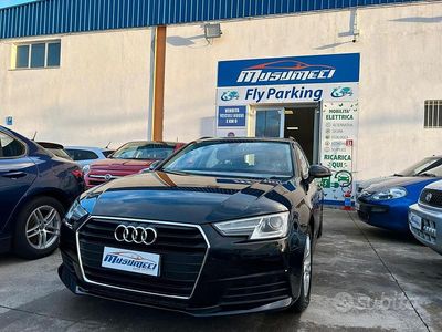 Käytetty Audi A4 150 HP (110 kW) 2018 Musta Farmari