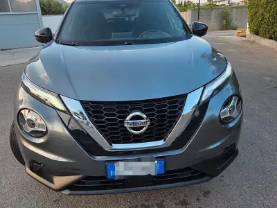 Usata Nissan Juke N-Connecta 114 CV (83 kW) 2022 Grigio SUV