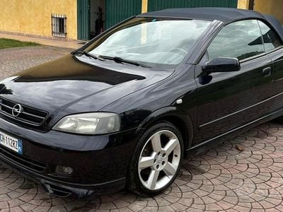 Usata Opel Astra Cabriolet 125 CV (91 kW) 2003 Blu Cabrio